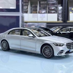 Mercedes-Benz S-Class 450 W223 1:18