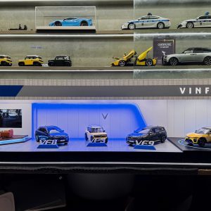 HỘP ĐỂ XE VINFAST